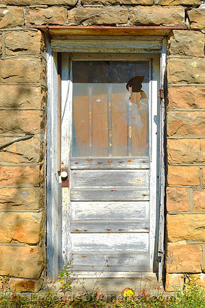 Vista, MO - Old Store Door
