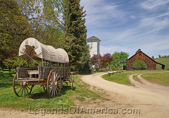 Central Point, OR - Hanley Farm Covered Wagon