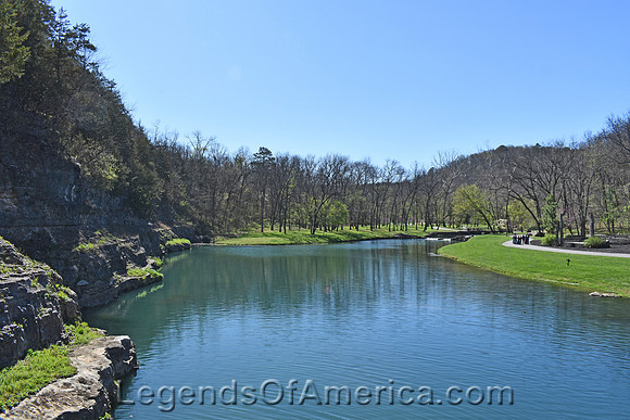 DogwoodCanyonLittleIndianCreek