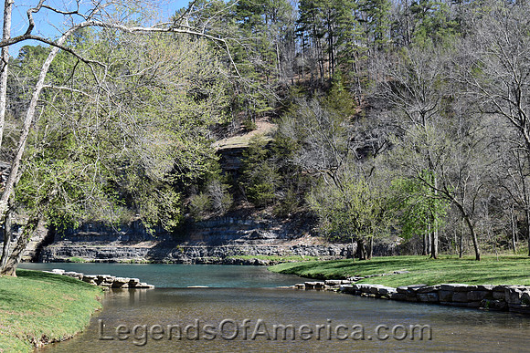 DogwoodCanyonLittleIndianCreek-2
