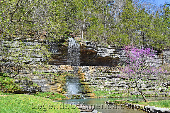 DogwoodCanyonWaterFall-3