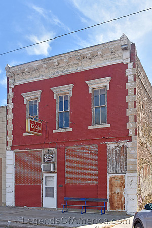 Howard, KS - Bar