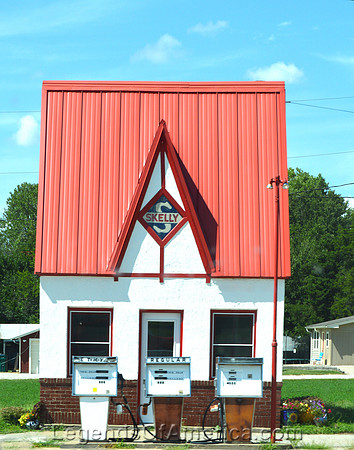 Lebo, KS - Skelly Gas Station - 2