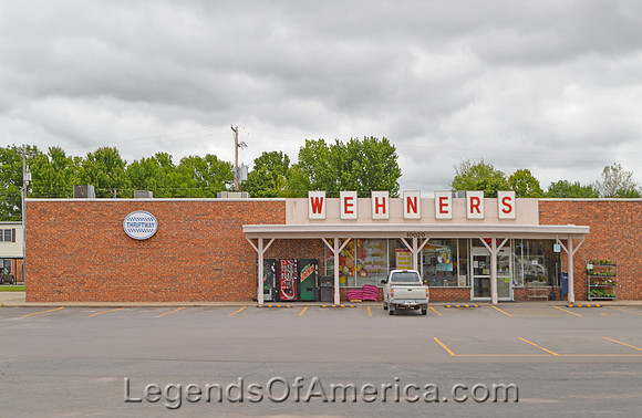 Silver Lake, KS - Grocery Store