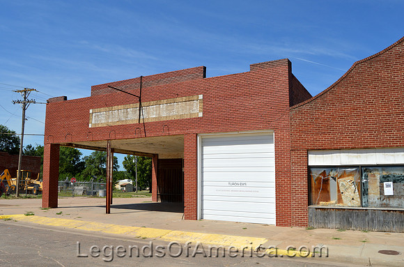 Turon, KS - Garage