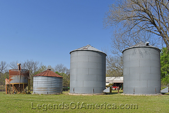 Elgin, KS - Silos