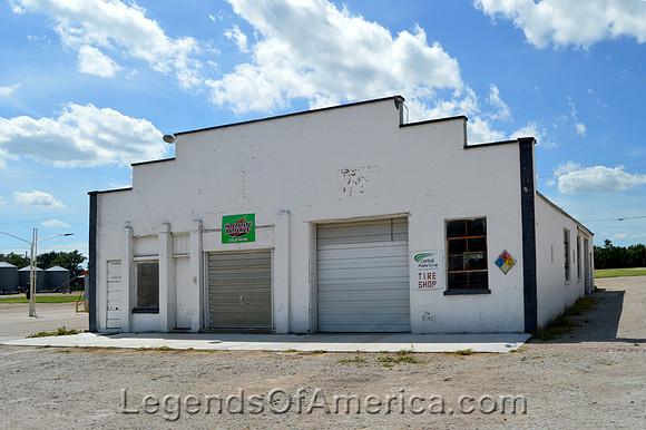 Nickerson, KS - Tire Shop