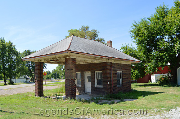Langdon, KS - Old Gas Station