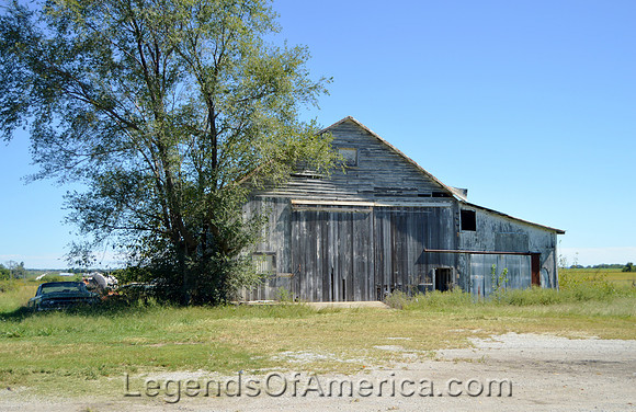 Mt. Zion, MO - Barn