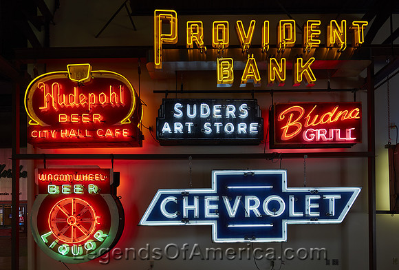 Cincinatti, OH - American Sign Museum