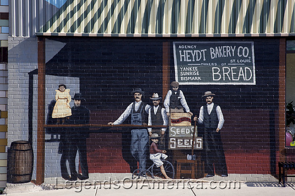 Cuba, MissouriMuralCityCarolHighsmith2009