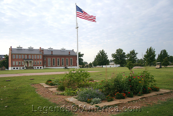 FortsmithFlagpole