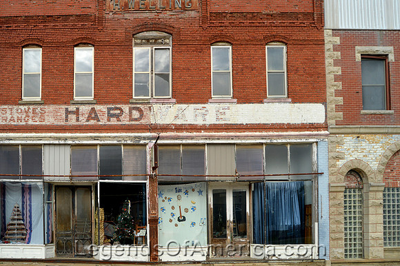 Montrose, MO - Hardware Store