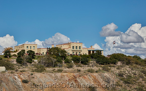 JeromeAZDouglas MansionHighsmith2018