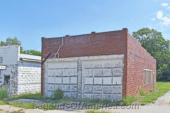 Munden, KS - Old Garage