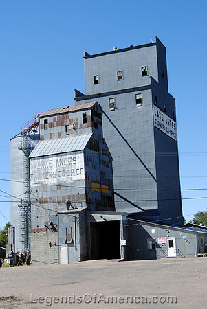 Lake Andes, SD  - Elevators