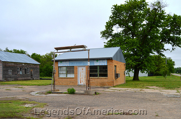 Waldo, KS - Old Gas Station