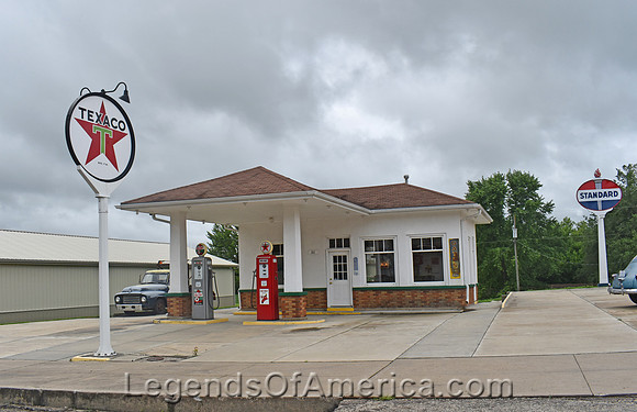 Wetmore, KS - Old Texaco Station
