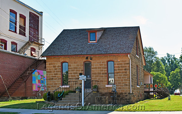 Fredonia, KS - Old Brick Home