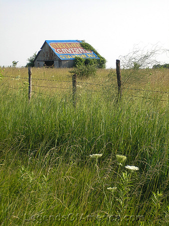 Versailles, MO - Meremac Cavern Barn