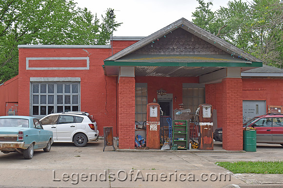 Valley Falls, KS - Old Gas Station - 2