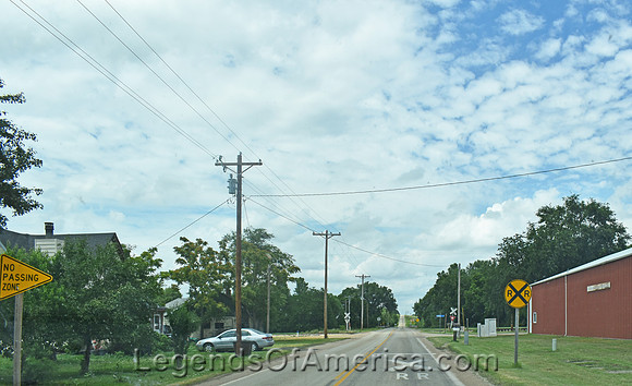 Hedville. KS - Street