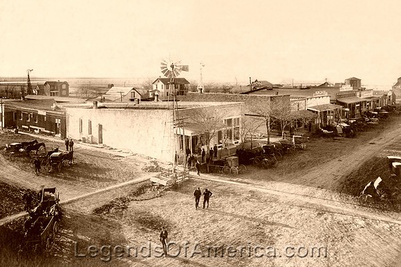 Dodge City, KS - Street Vintage