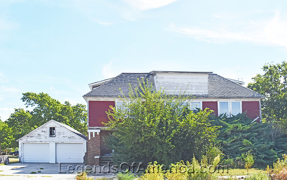 Esbon, KS - Old Overgrown House