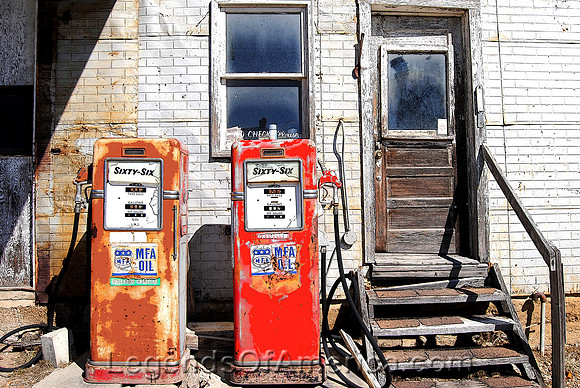 Florence, MO - Gas & Garage - 2