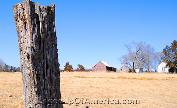 Cole Camp, MO - Old Farm
