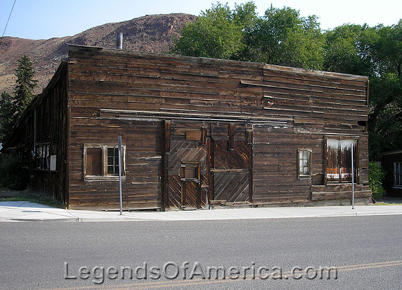 Challis, ID - Building