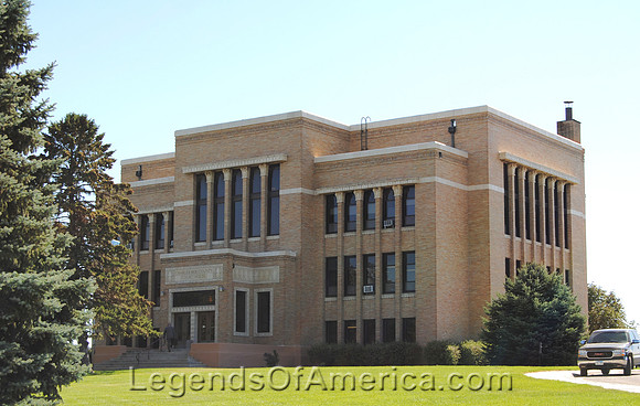 Lake Andes, SD  - Charles Mix County Courthouse