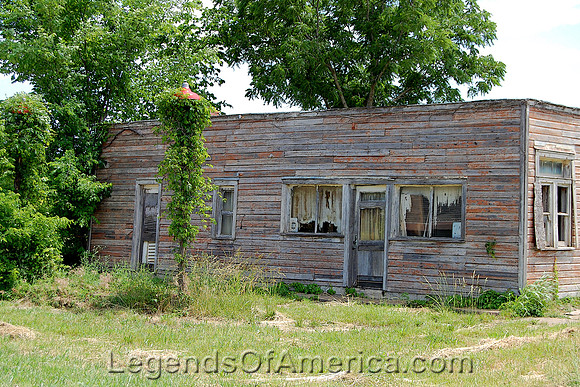 Mildred, KS - Old Building