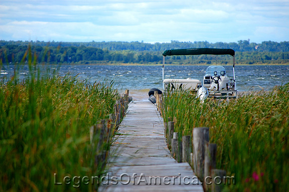 Rapid River - Vaga Bond Resort - Dock