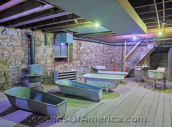 Ellinwood, KS - Underground Tunnel Display - 9
