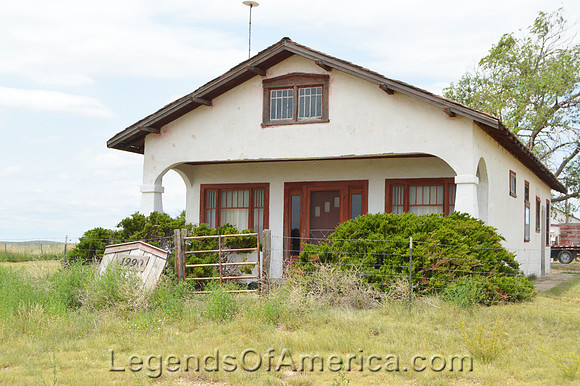 Mt. Dora, NM - House