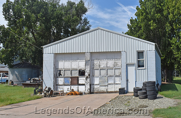 Stuttgart, KS - Old Garage