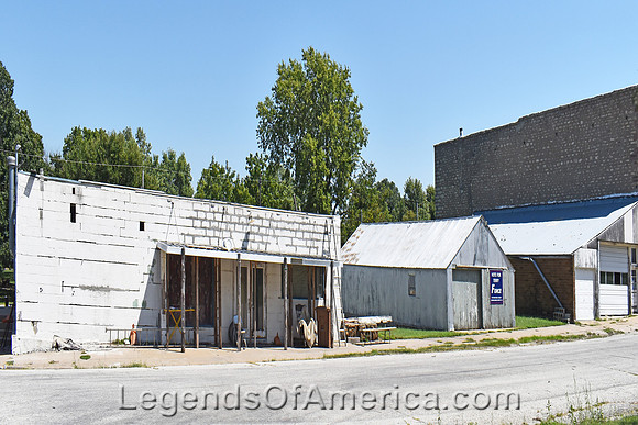Wheaton, KS - Building Row
