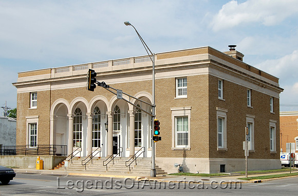 Chanute, KS - Post Office