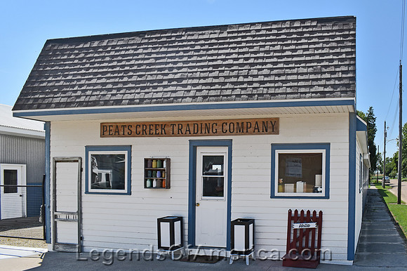 Palmer, KS - Trading Company