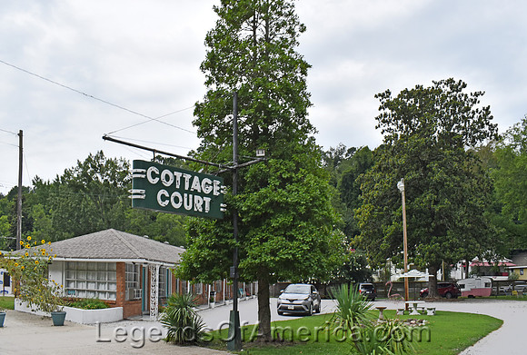 Hot Springs, AR - Cottage Court