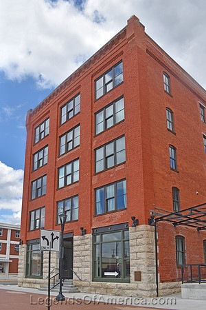 Salina, KS - Industrial Building