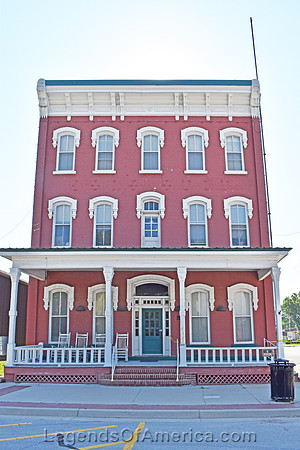 Fredonia, KS - Gold Dust Hotel