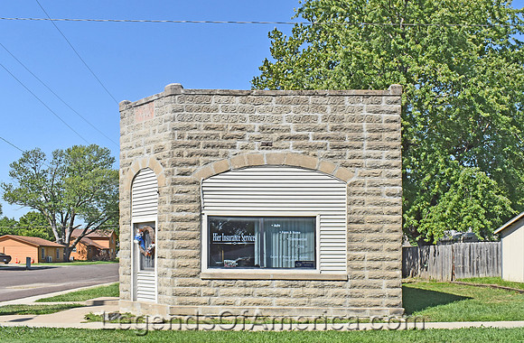 Maple Hill, KS - Business Building