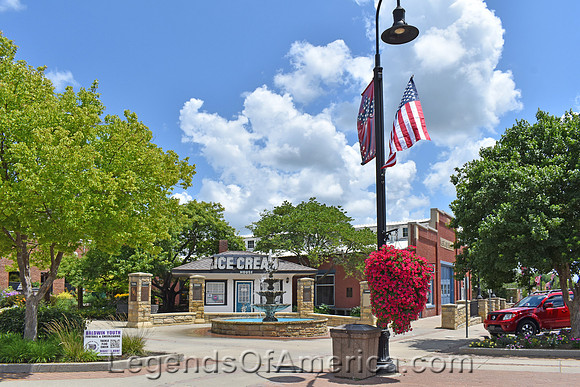 Baldwin City, KS - Ice Cream