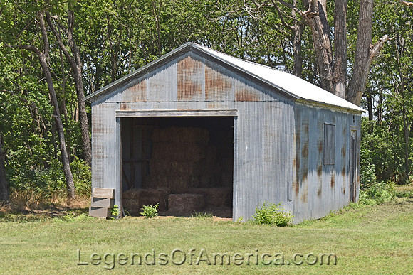 Perth, KS - Garage