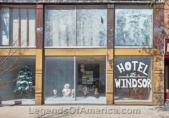 Garden City, KS - Hotel Windsor