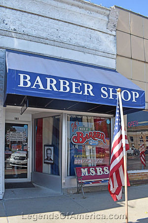 Warsaw, MO - Barber Shop