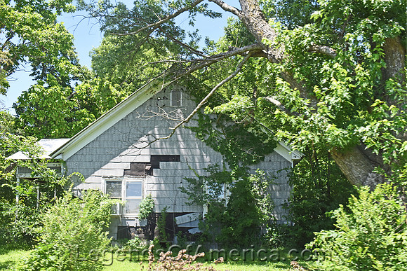 Savonburg, KS - Old House