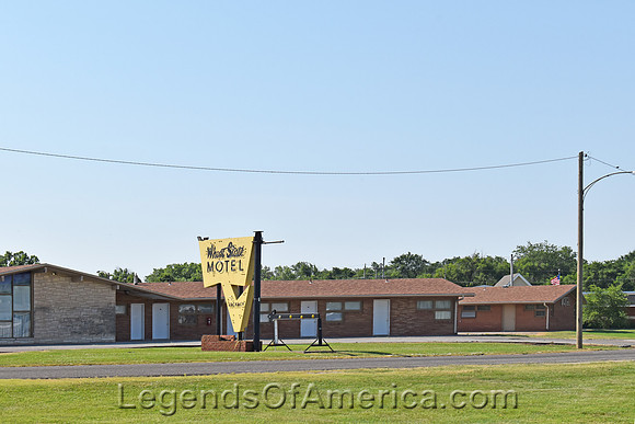 McPherson, KS - Wheat State Motel